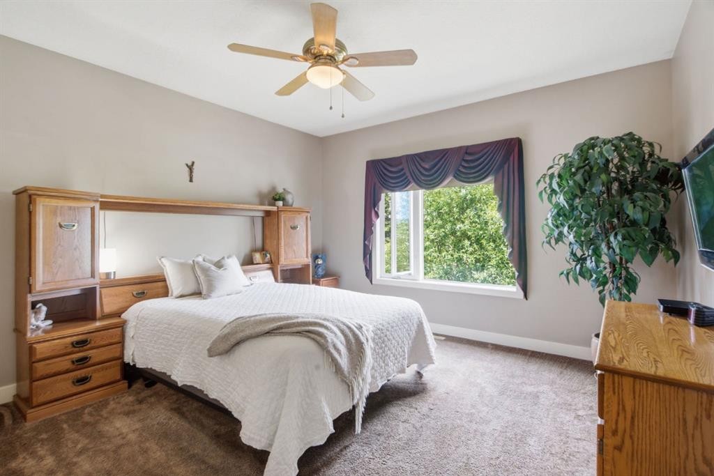25 Ravine Drive, Heritage Pointe, AB