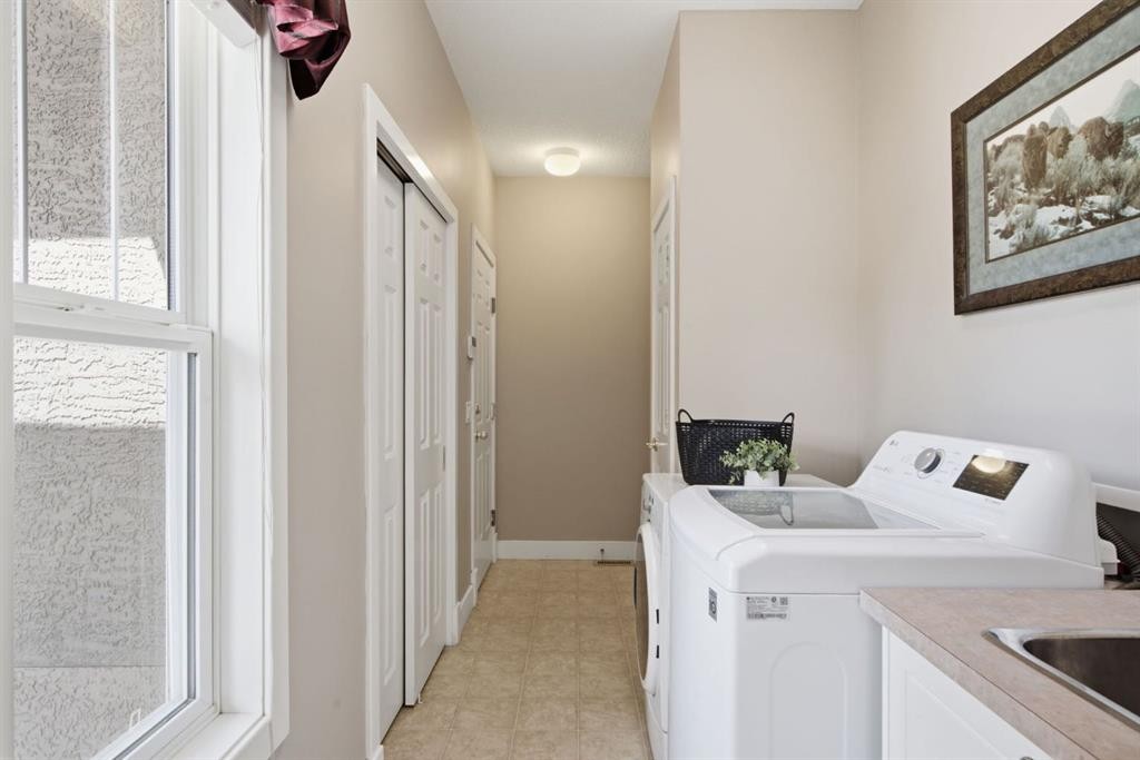 25 Ravine Drive, Heritage Pointe, AB