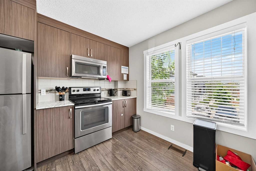 711 Auburn Bay Circle Se, Calgary, AB