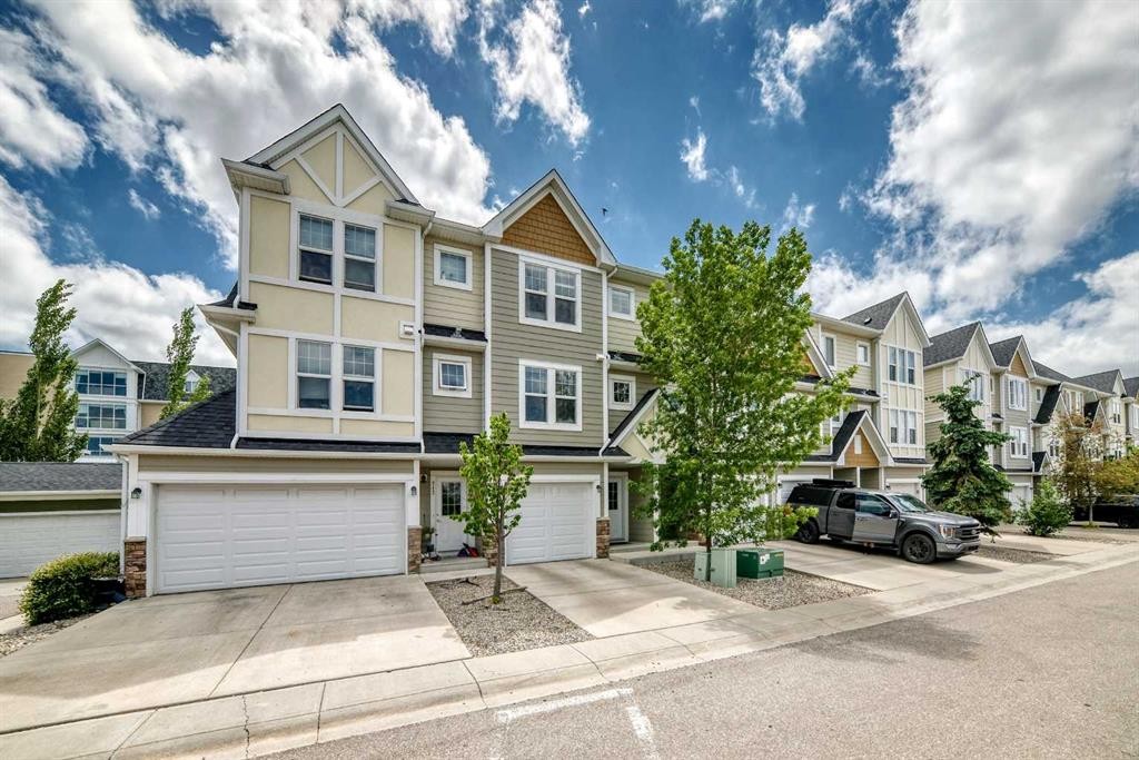 711 Auburn Bay Circle Se, Calgary, AB