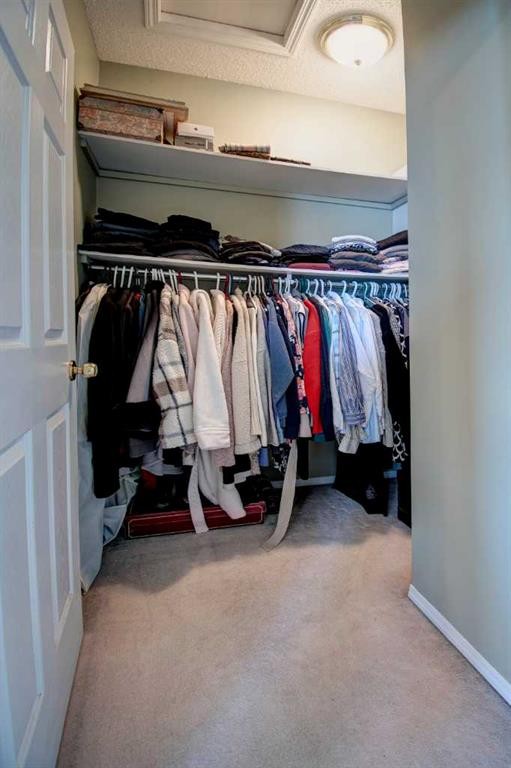 434 9 Street, Beiseker, AB