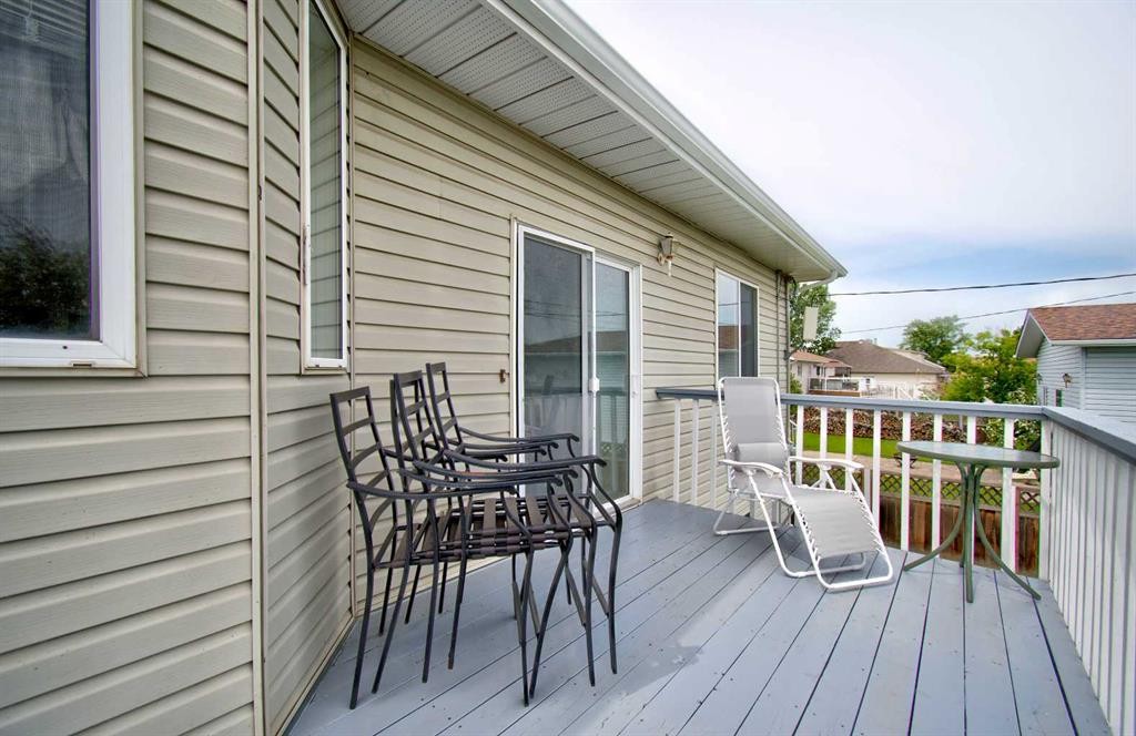 434 9 Street, Beiseker, AB