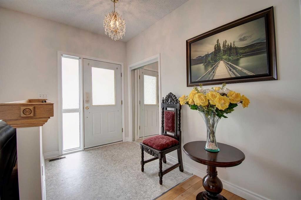 434 9 Street, Beiseker, AB