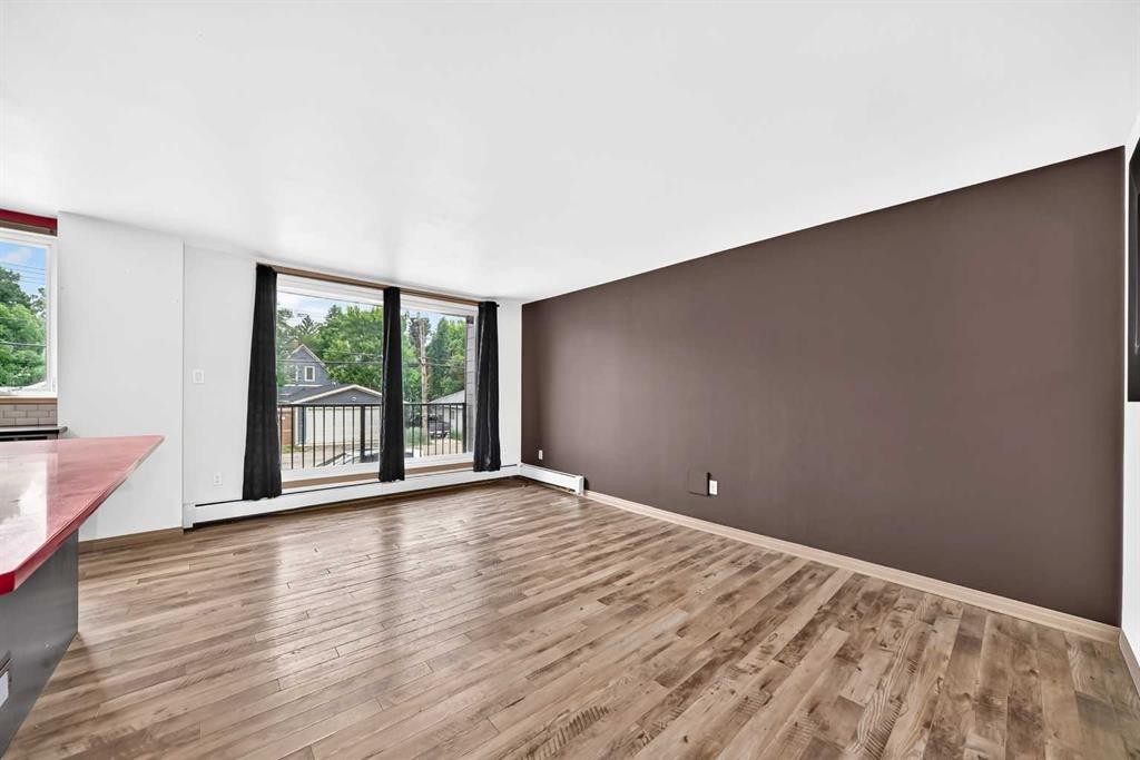 203-310 4 Avenue Ne, Calgary, AB