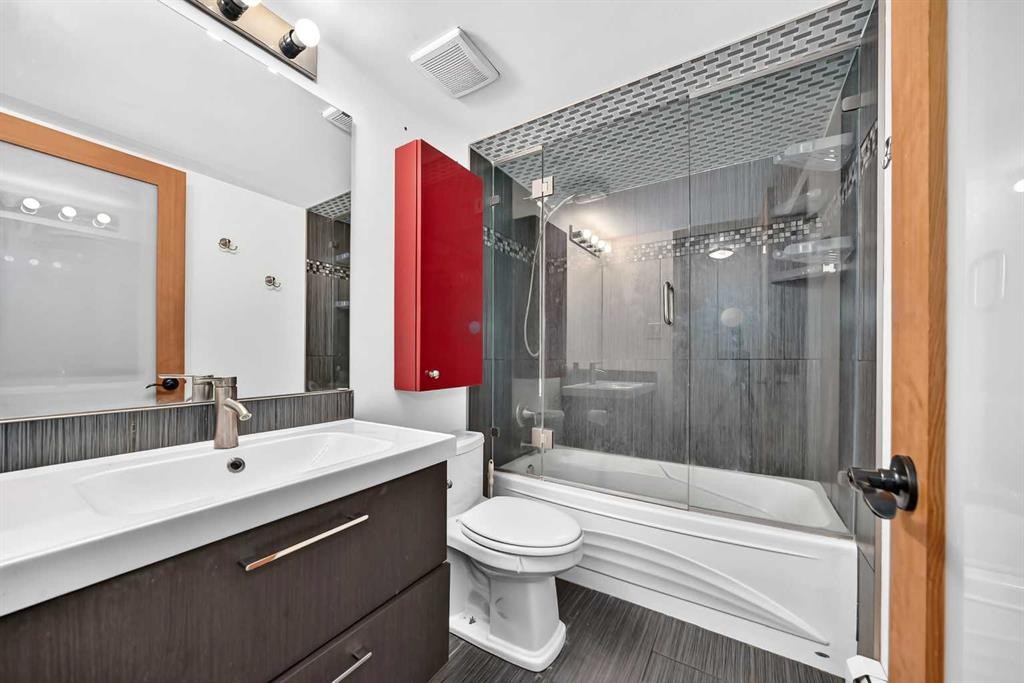 203-310 4 Avenue Ne, Calgary, AB