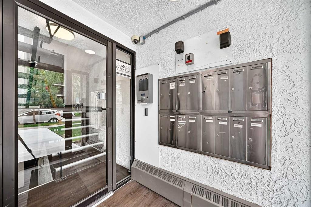 203-310 4 Avenue Ne, Calgary, AB