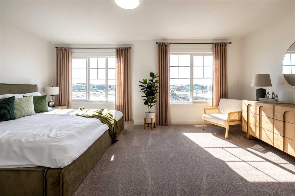 500 Savanna Crescent Ne, Calgary, AB - Indoor Photo Showing Bedroom