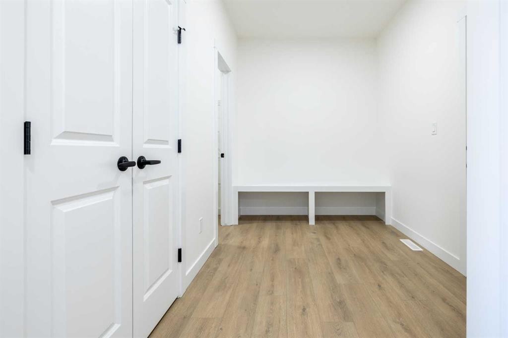 500 Savanna Crescent Ne, Calgary, AB - Indoor Photo Showing Other Room