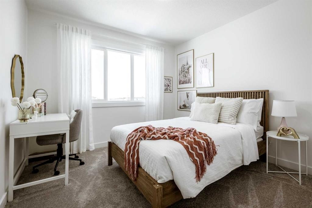 500 Savanna Crescent Ne, Calgary, AB - Indoor Photo Showing Bedroom