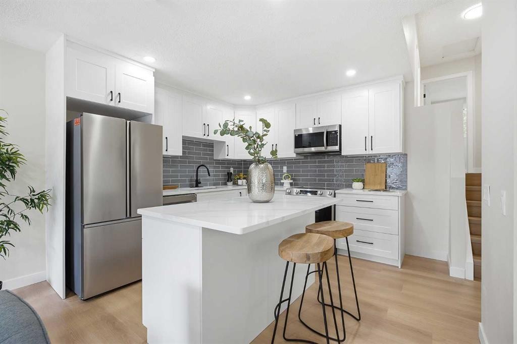 1060 Ranchview Road Nw, Calgary, AB