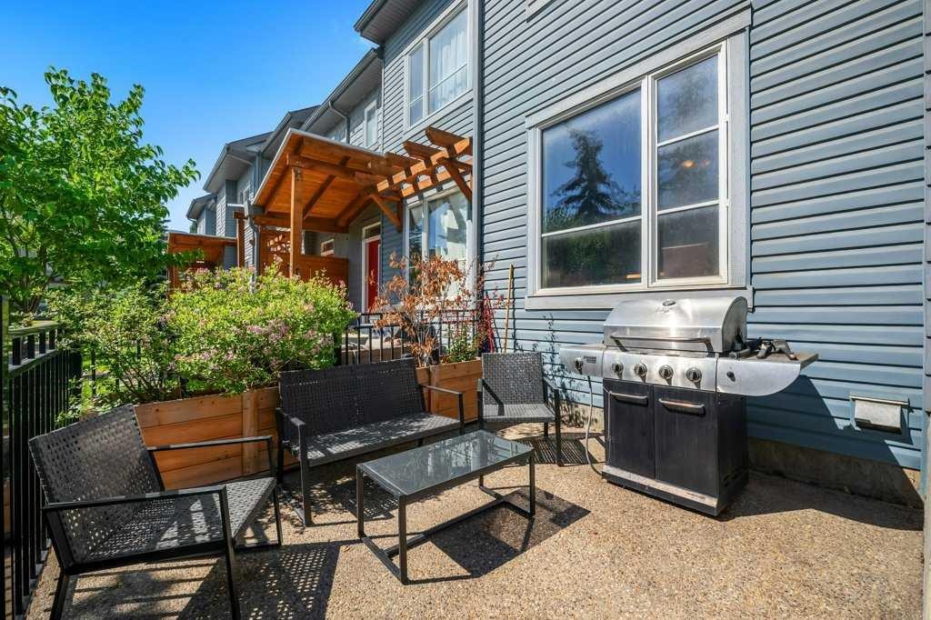150 Chapalina Square Se, Calgary, AB