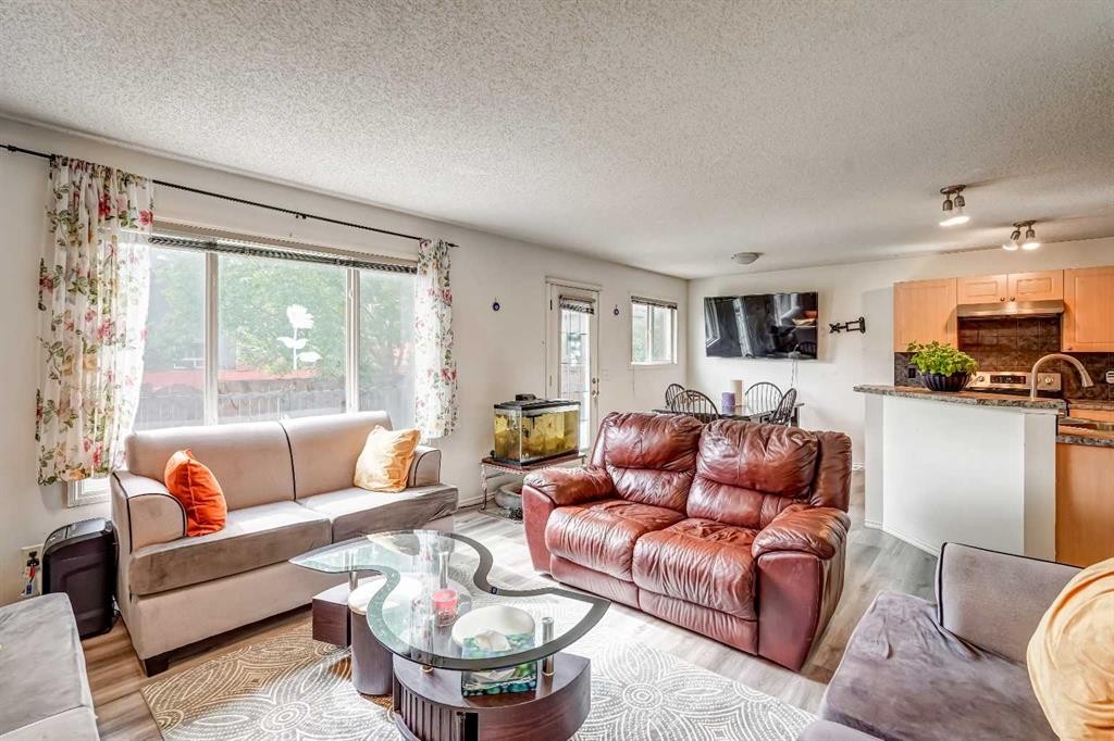 84 Saddletree Close Ne, Calgary, AB