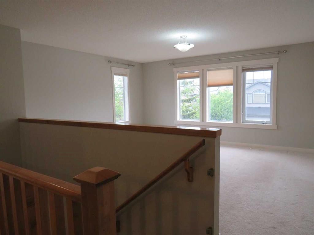 35 Panamount View Nw, Calgary, AB