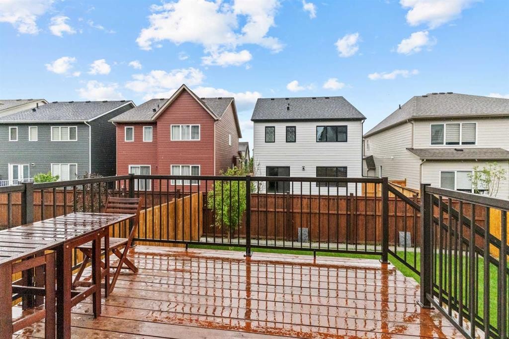 40 Willow Green Sw, Airdrie, AB