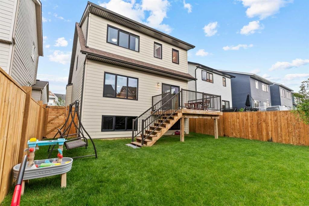 40 Willow Green Sw, Airdrie, AB