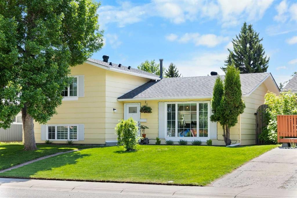 263 Midlawn Close Se, Calgary, AB