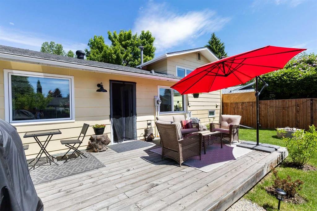 263 Midlawn Close Se, Calgary, AB