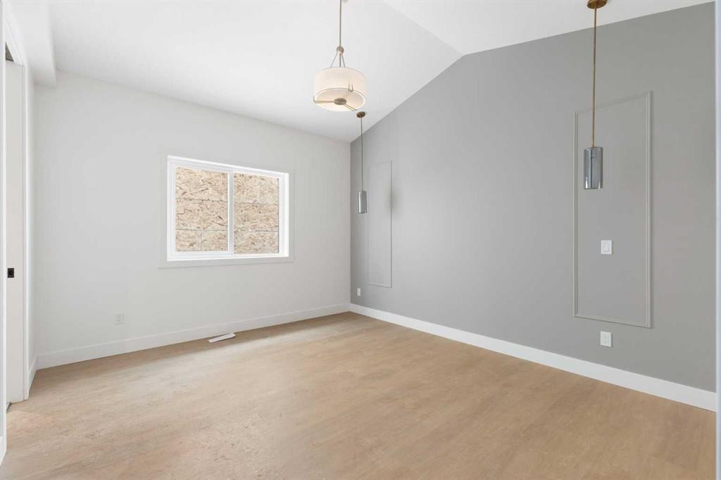 26 St Andrews Close, Lyalta, AB - Indoor Photo Showing Other Room