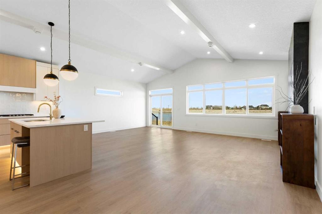 26 St Andrews Close, Lyalta, AB - Indoor Photo Showing Kitchen