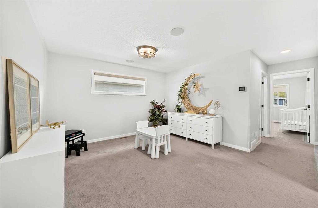 791 Cranbrook Gardens Se, Calgary, AB