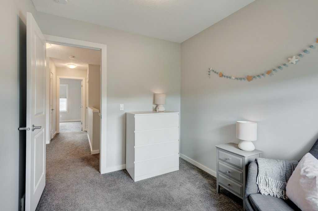 1293 Legacy Circle Se, Calgary, AB - Indoor Photo Showing Bedroom