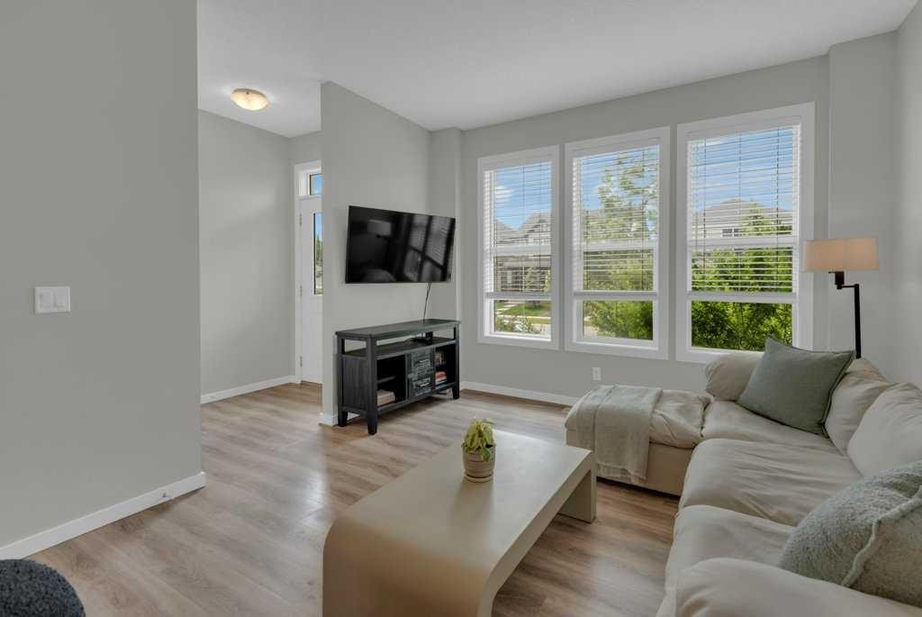 1293 Legacy Circle Se, Calgary, AB - Indoor Photo Showing Living Room