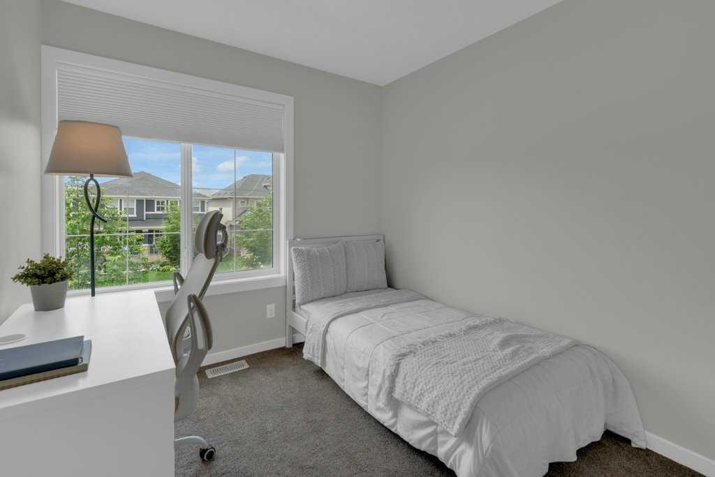 1293 Legacy Circle Se, Calgary, AB - Indoor Photo Showing Bedroom