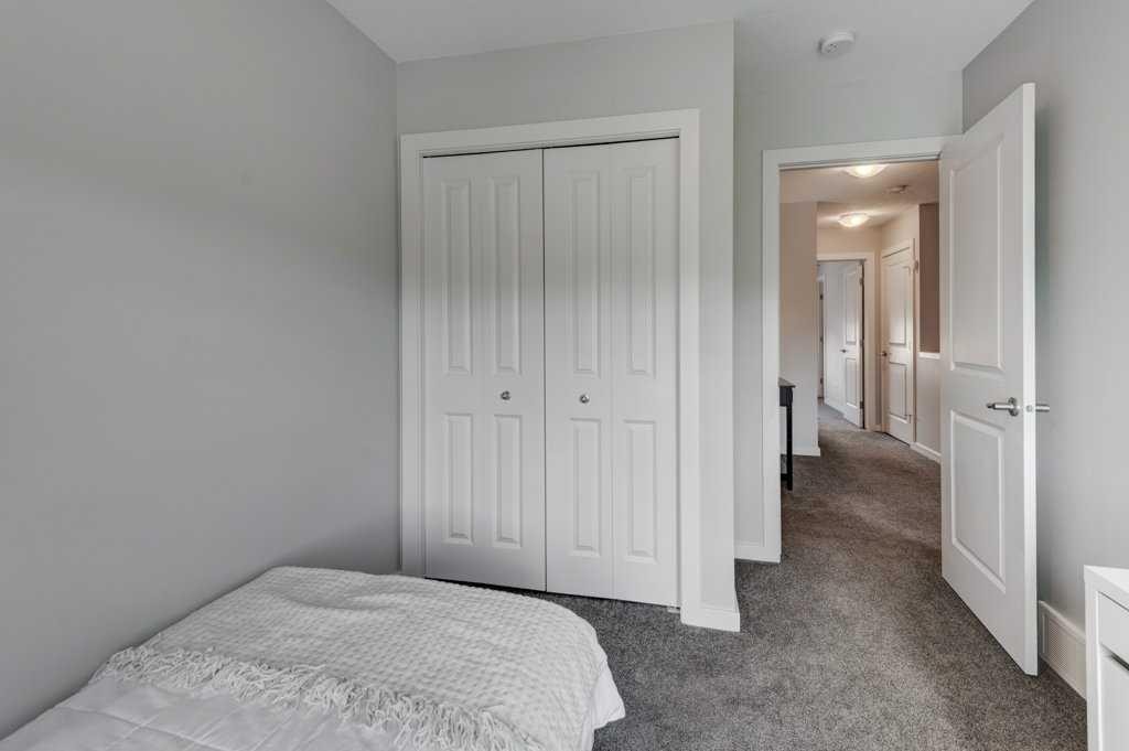 1293 Legacy Circle Se, Calgary, AB - Indoor Photo Showing Bedroom