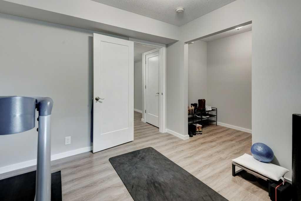 1293 Legacy Circle Se, Calgary, AB - Indoor Photo Showing Other Room