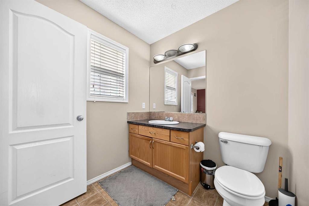18 Taralake Gardens Ne, Calgary, AB