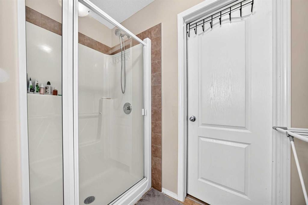 18 Taralake Gardens Ne, Calgary, AB
