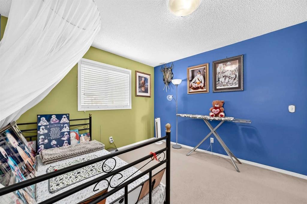 18 Taralake Gardens Ne, Calgary, AB