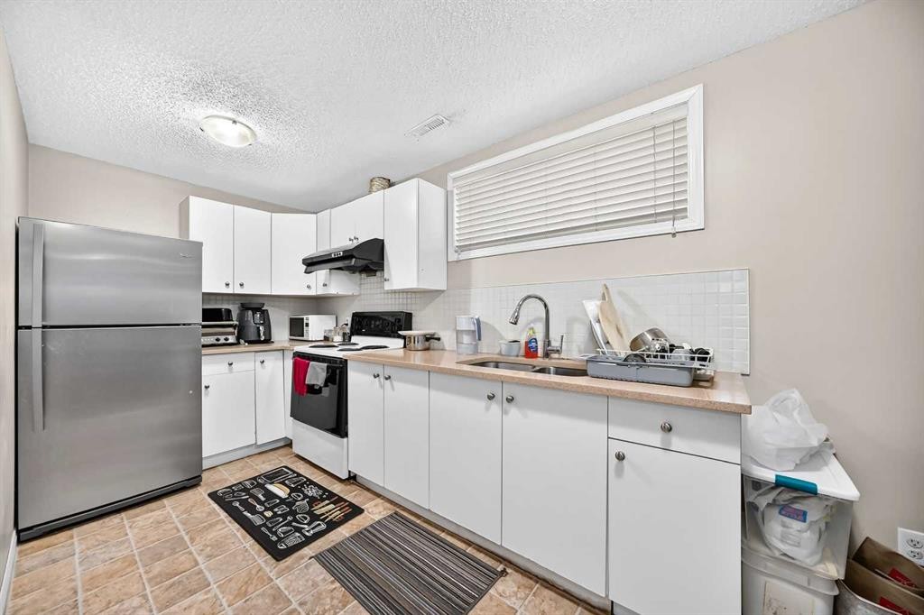 18 Taralake Gardens Ne, Calgary, AB