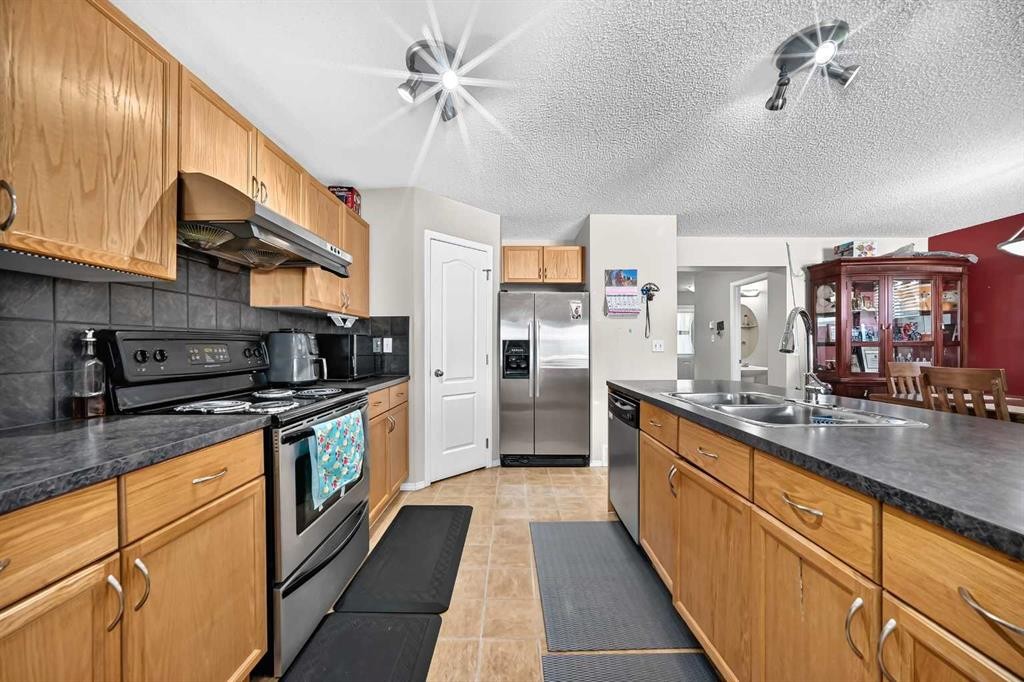 18 Taralake Gardens Ne, Calgary, AB