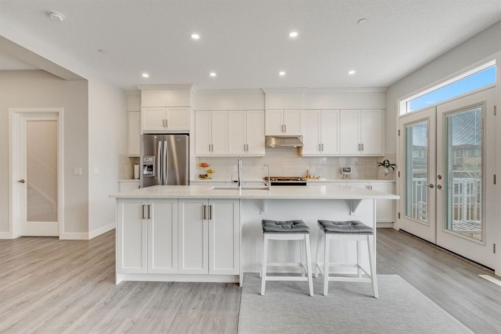 107 Howse Road Ne, Calgary, AB - Indoor Photo Showing Kitchen With Upgraded Kitchen