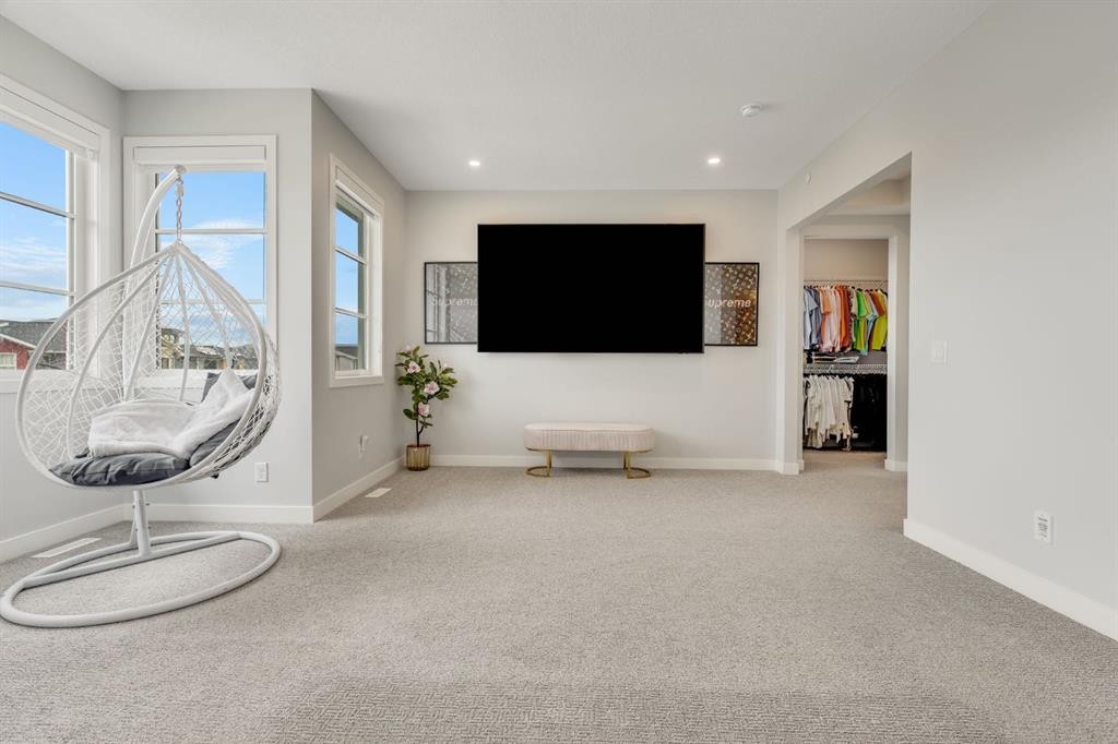 107 Howse Road Ne, Calgary, AB - Indoor