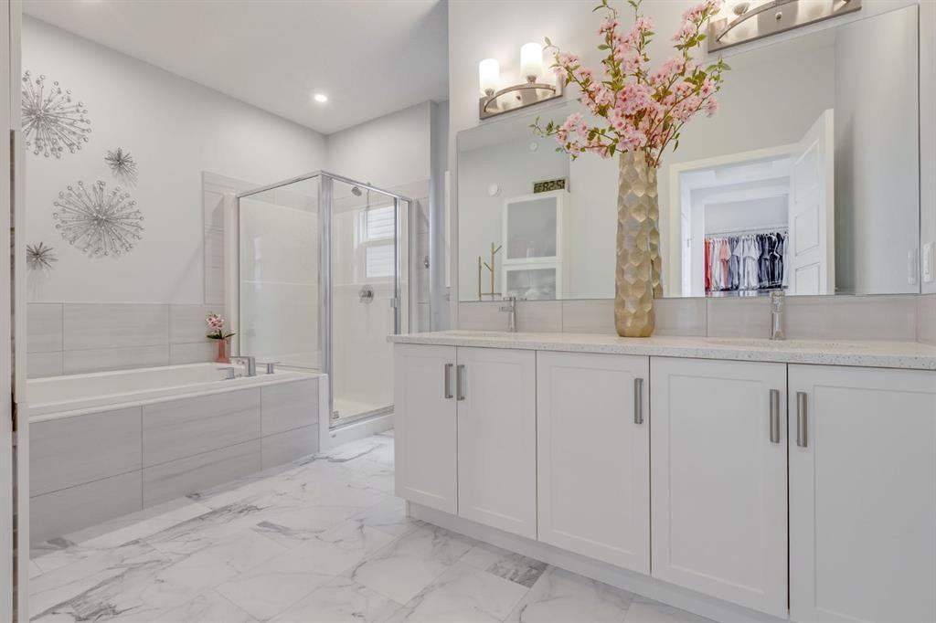 107 Howse Road Ne, Calgary, AB - Indoor Photo Showing Bathroom
