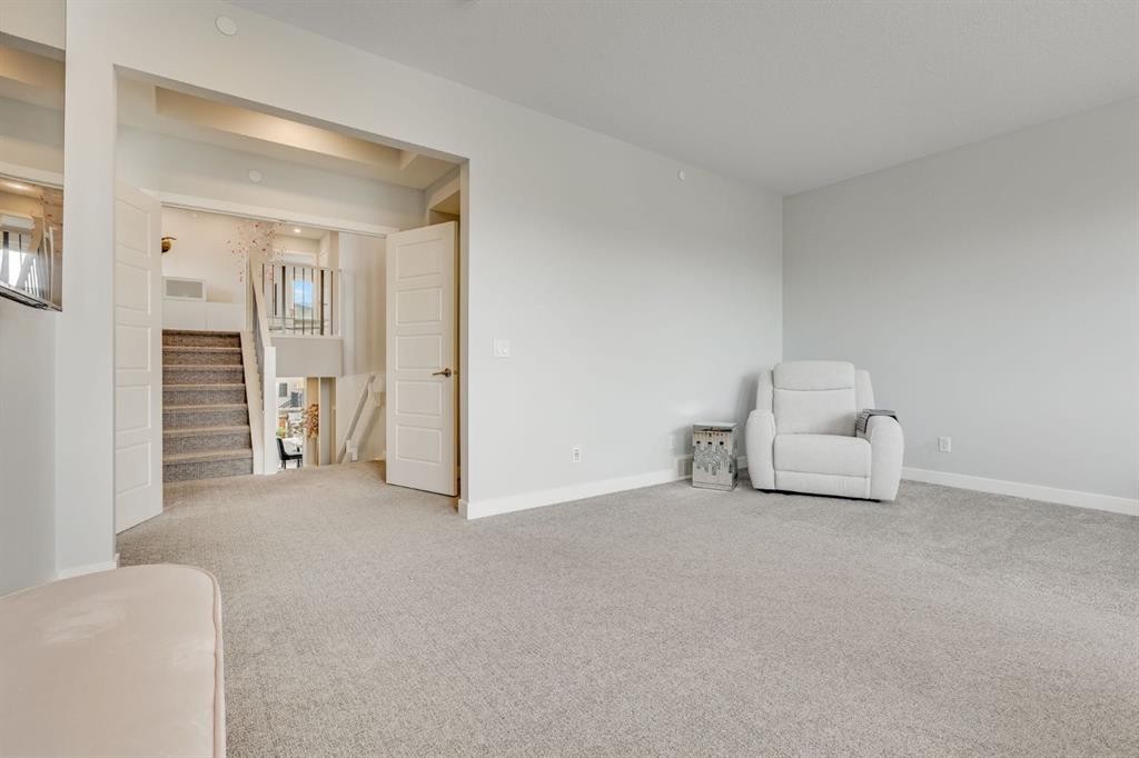 107 Howse Road Ne, Calgary, AB - Indoor