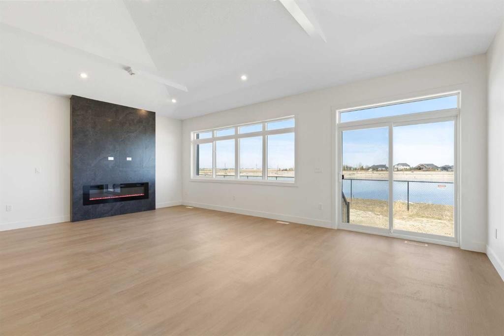 24 St Andrews Close, Lyalta, AB - Indoor With Fireplace