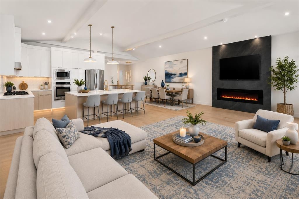 24 St Andrews Close, Lyalta, AB - Indoor Photo Showing Living Room With Fireplace