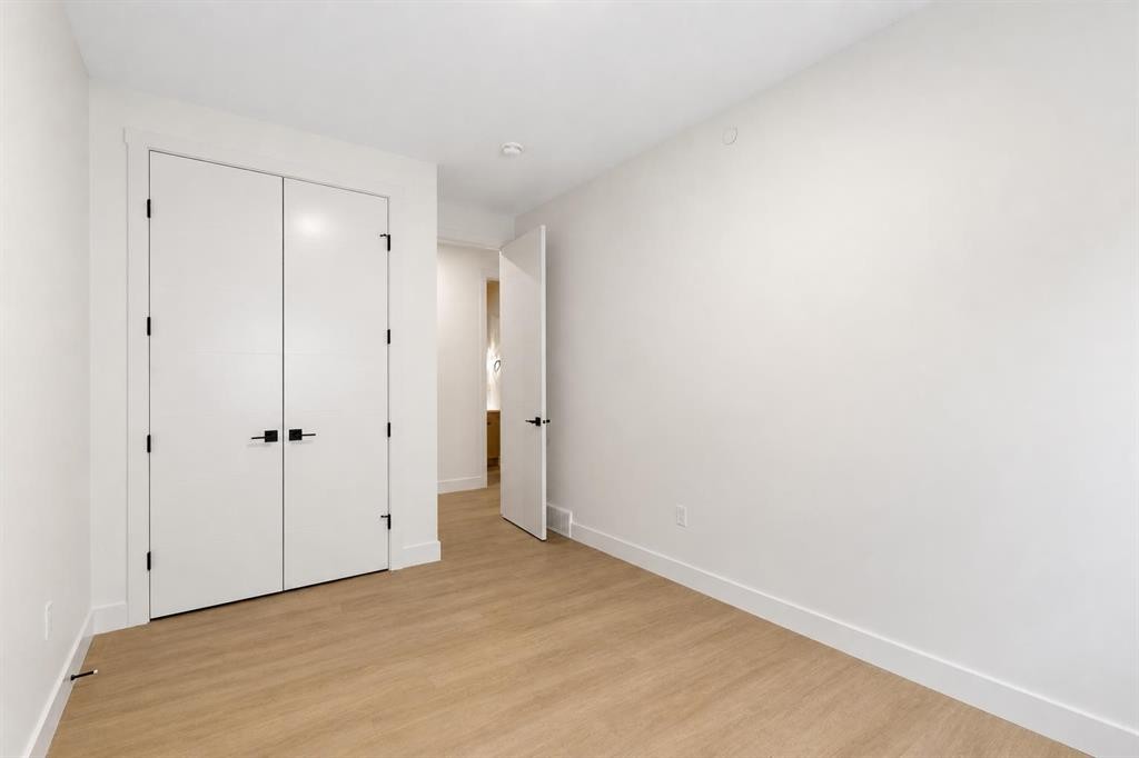 24 St Andrews Close, Lyalta, AB - Indoor Photo Showing Other Room
