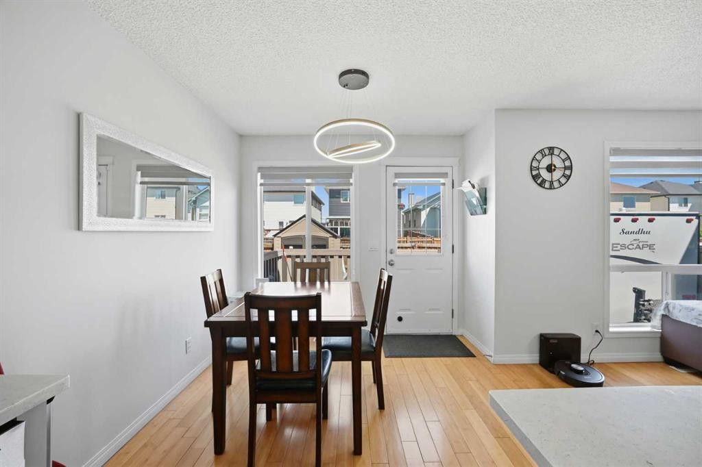 89 Saddlehorn Close Ne, Calgary, AB