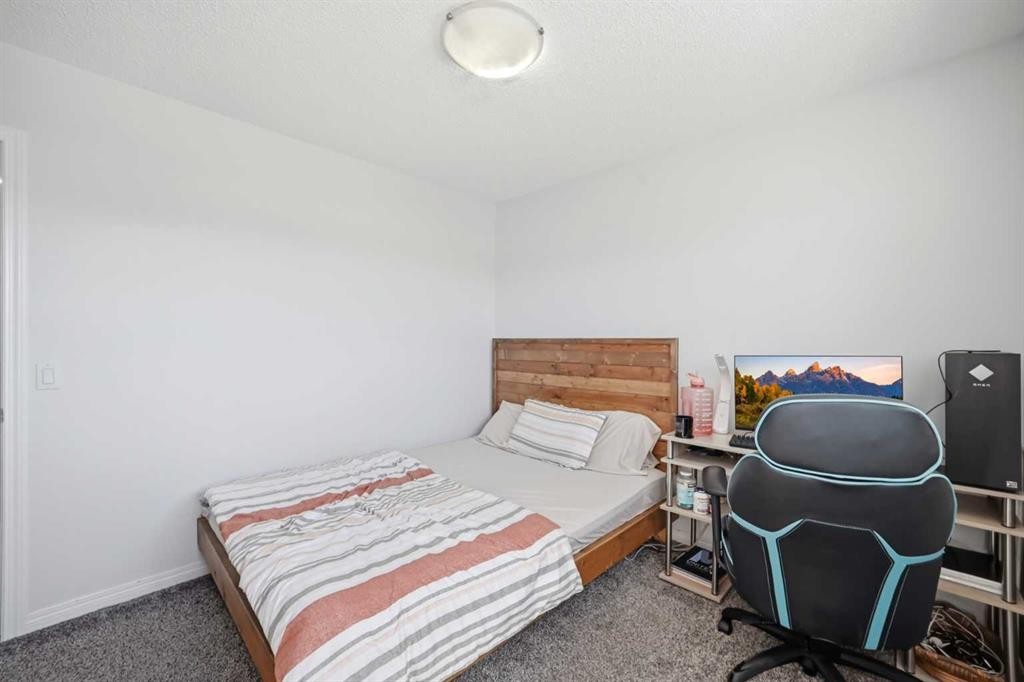 89 Saddlehorn Close Ne, Calgary, AB