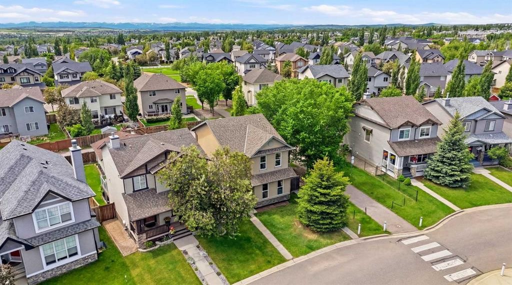 13 Drake Landing Way, Okotoks, AB