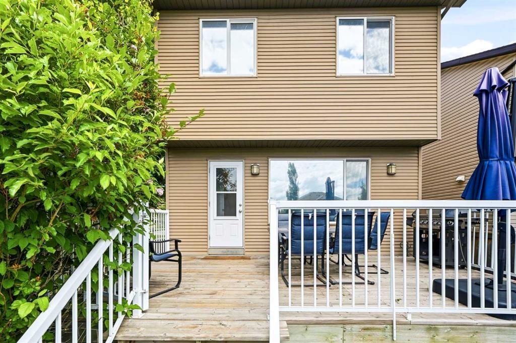 13 Drake Landing Way, Okotoks, AB