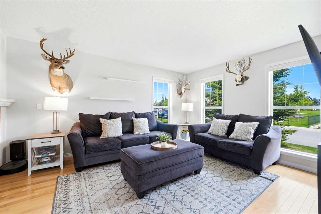 13 Drake Landing Way, Okotoks, AB