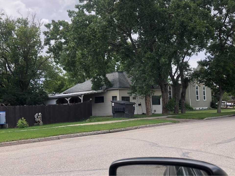 4617 2 Street West, Claresholm, AB