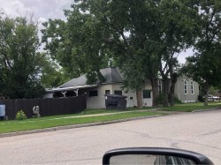 4617 2 Street WESTClaresholm, AB T0L 0T0