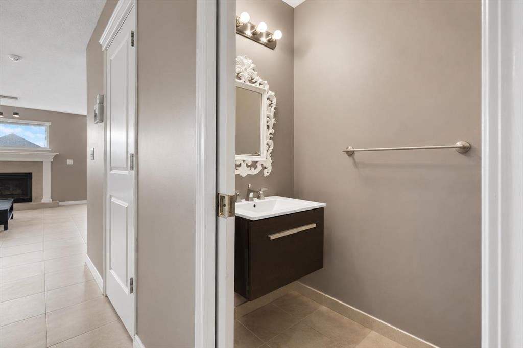 30 Hidden Ranch Road Nw, Calgary, AB