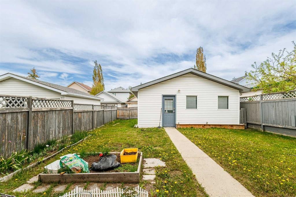 30 Hidden Ranch Road Nw, Calgary, AB